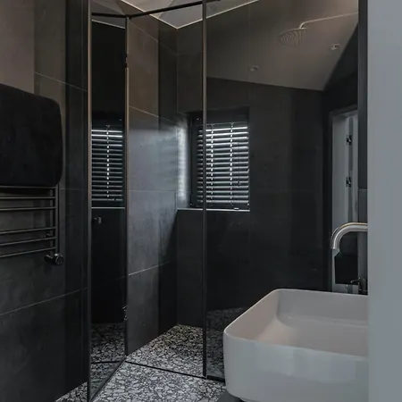Modern House In With Panoramic Forest View 15 Min From Old Town Апартаменти *
