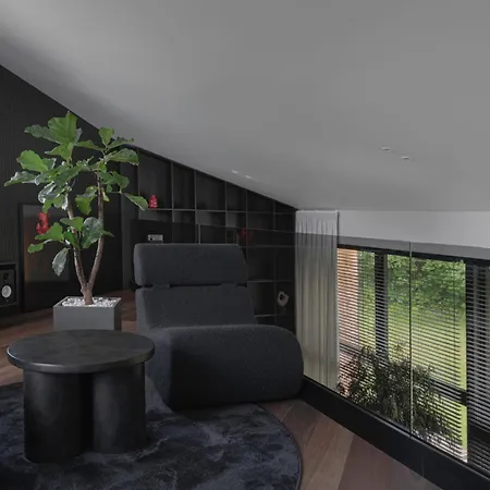 Апартаменти Modern House In With Panoramic Forest View 15 Min From Old Town Вільнюс