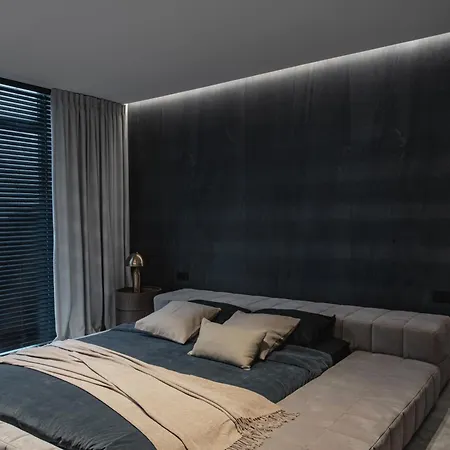 Modern House In With Panoramic Forest View 15 Min From Old Town *