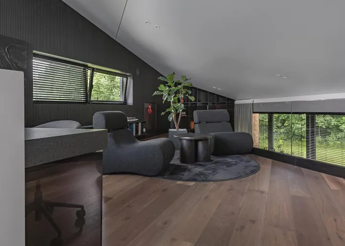 Modern House In With Panoramic Forest View 15 Min From Old Town